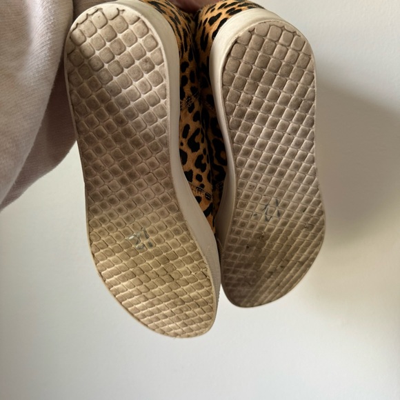 Steve Madden Leopard Calf Hair Wedgie Ankle Booties - sz 8 - Picture 6 of 7